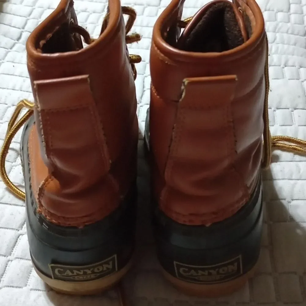 Canyon Creek size 4 youth boots